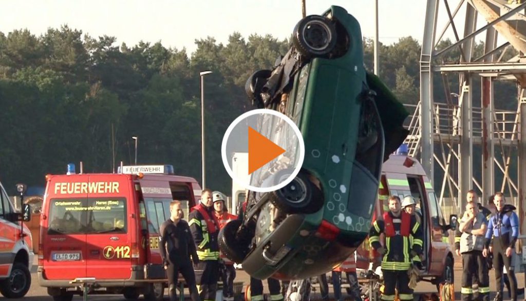 PKW fährt in Hafenbecken – Fahrer verstirbt – ems TV